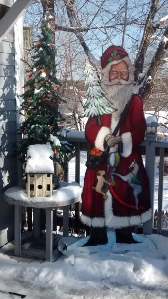 Cindy's Santa Shack / Handpainted Santas / Bath, Maine